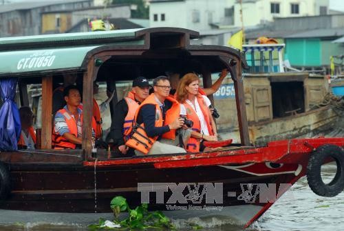 Vietnam ist ein beliebtes Besuchsziel zahlreicher Ausländer - ảnh 1